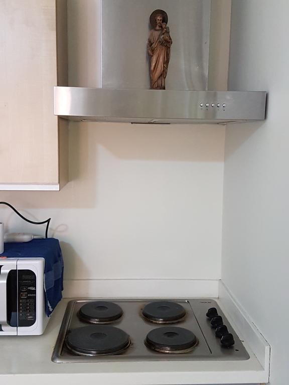Ortigas 2 Bedroom Corner Unit With 2 Queen Across Shangrila Manila Exterior photo